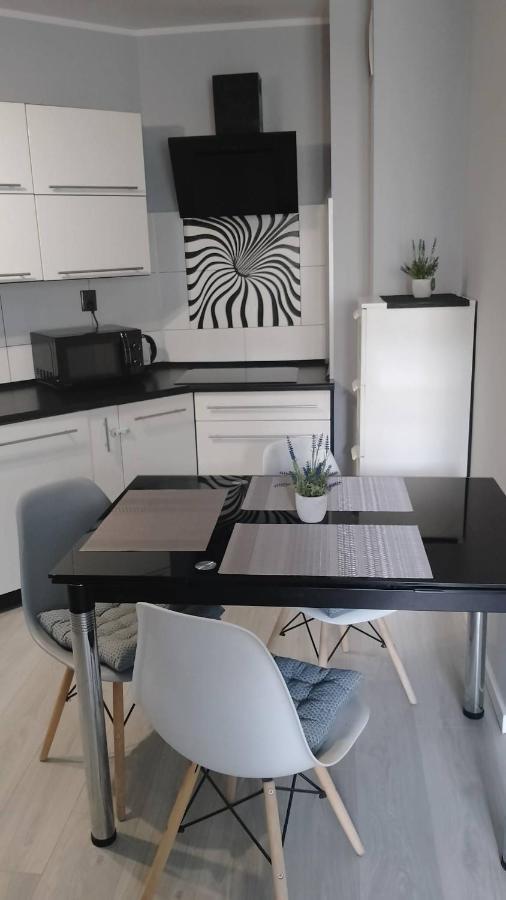 Apartament Zalesie Z Tarasem Lubin  Exterior photo